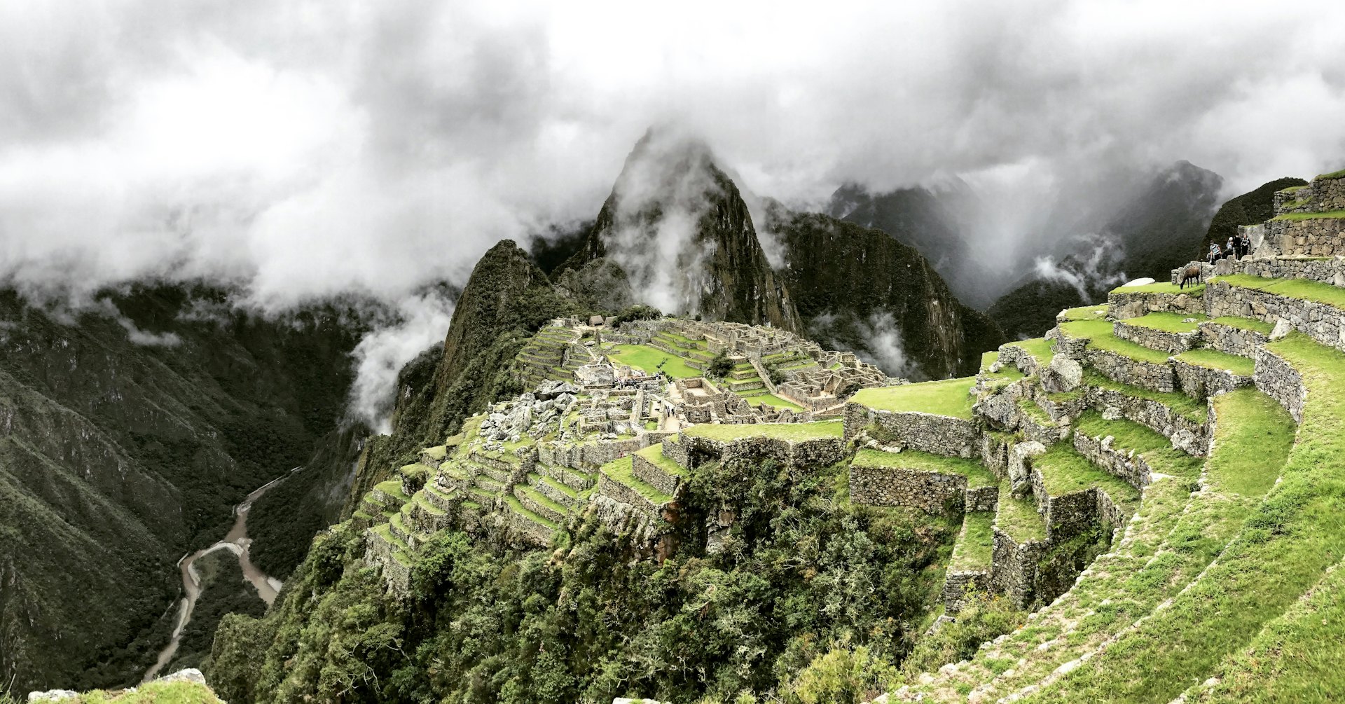 Die Inkastadt Machu Picchu in den Anden Perus